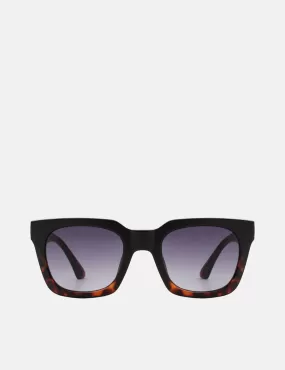 A. Kjaerbede Nancy Sunglasses - Black Demi Tortoise