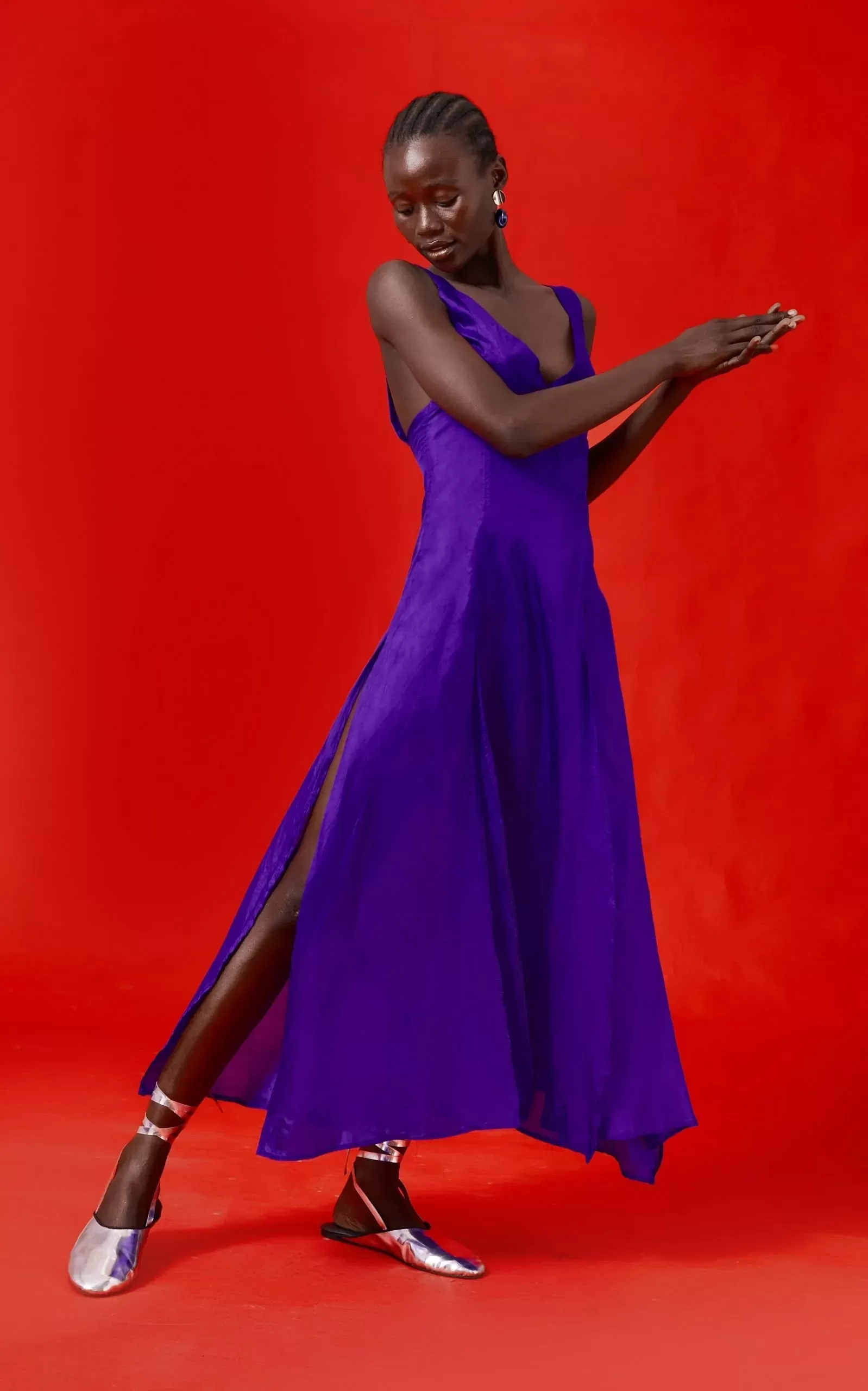 Abiola Olusola TWO SLITS ON THE SIDES AND FRONT LIGHTWEIGHT RIBAYI DRESS