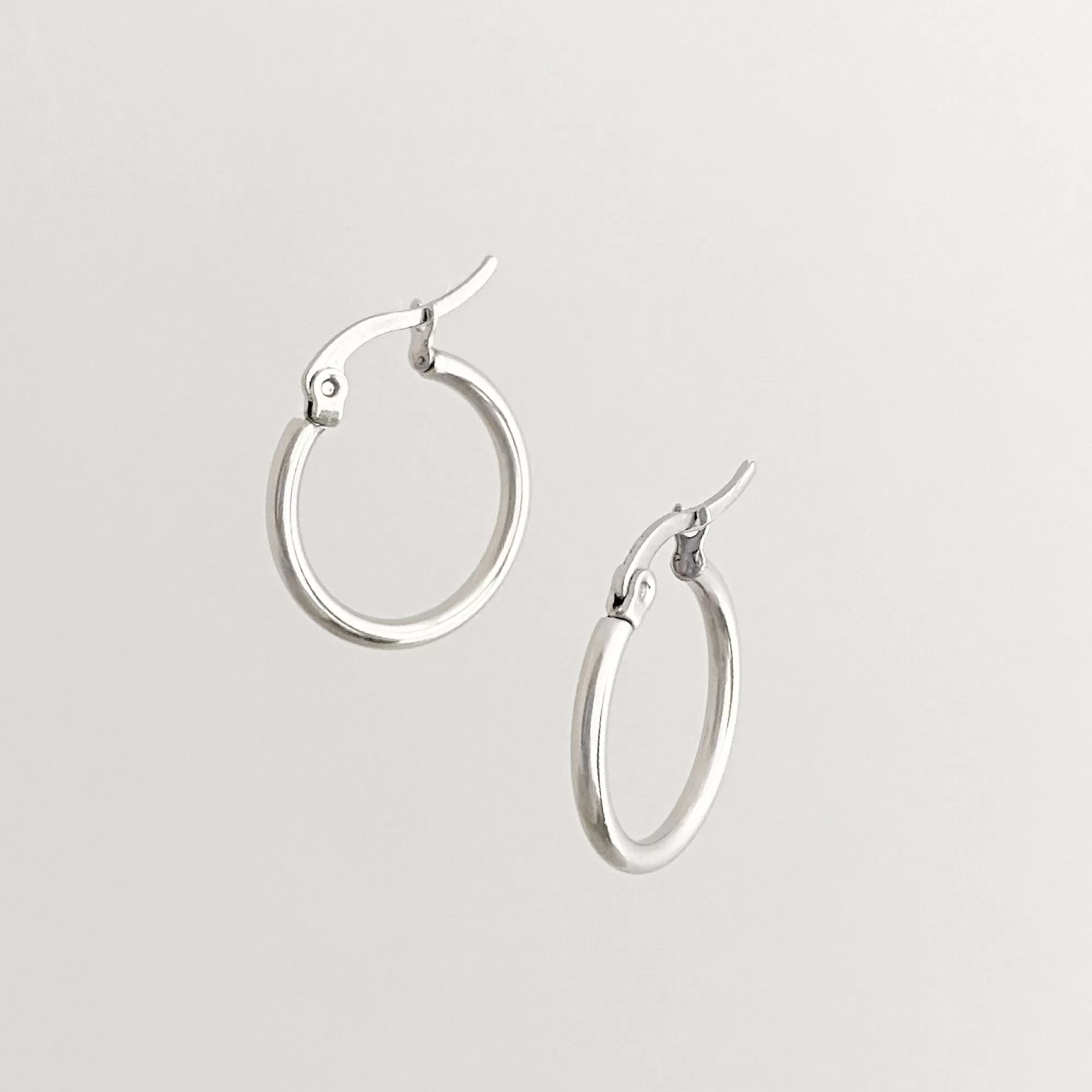 ARLYSS silver spike hoop earrings