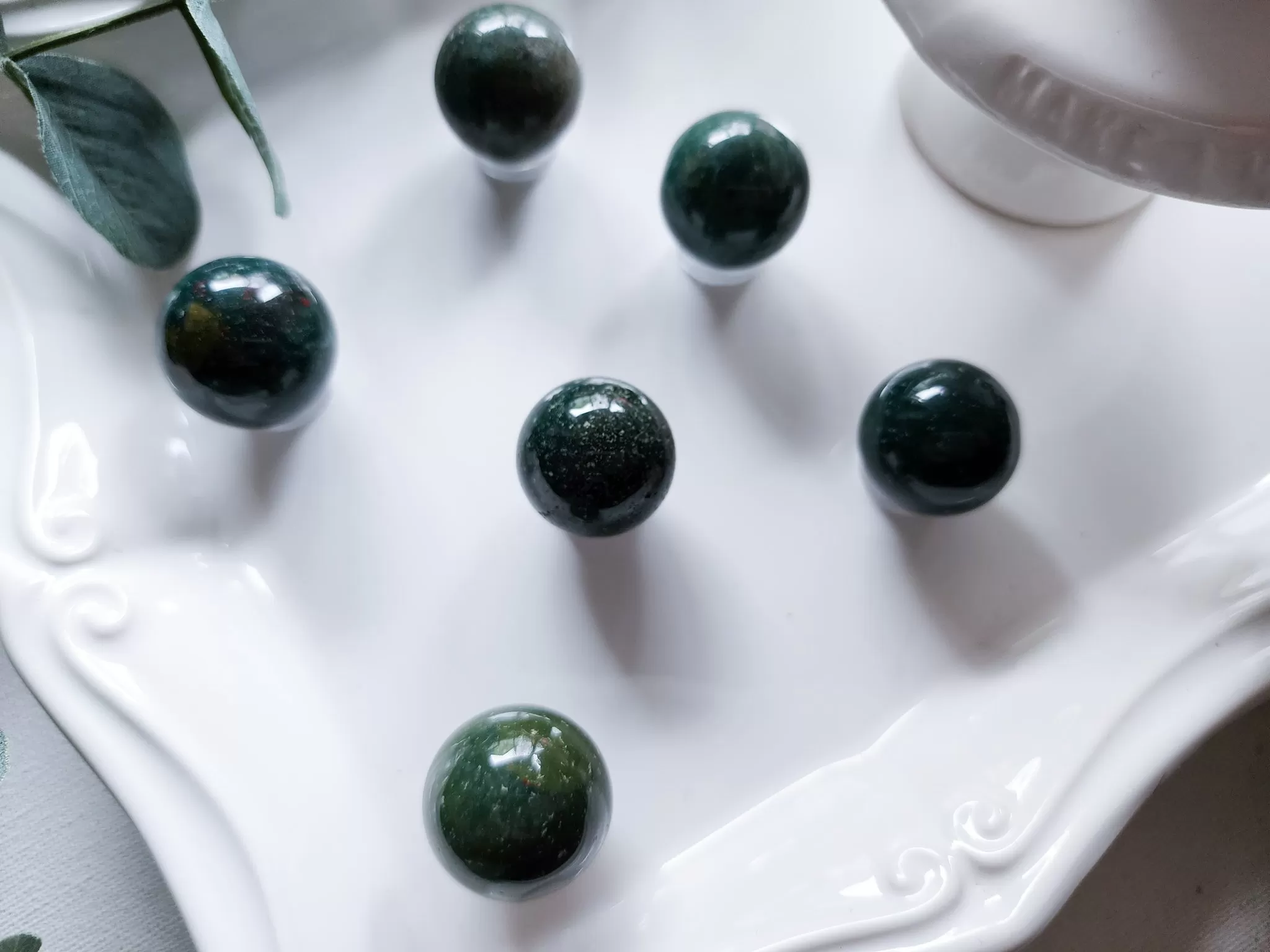 Bloodstone Sphere || Marble || India