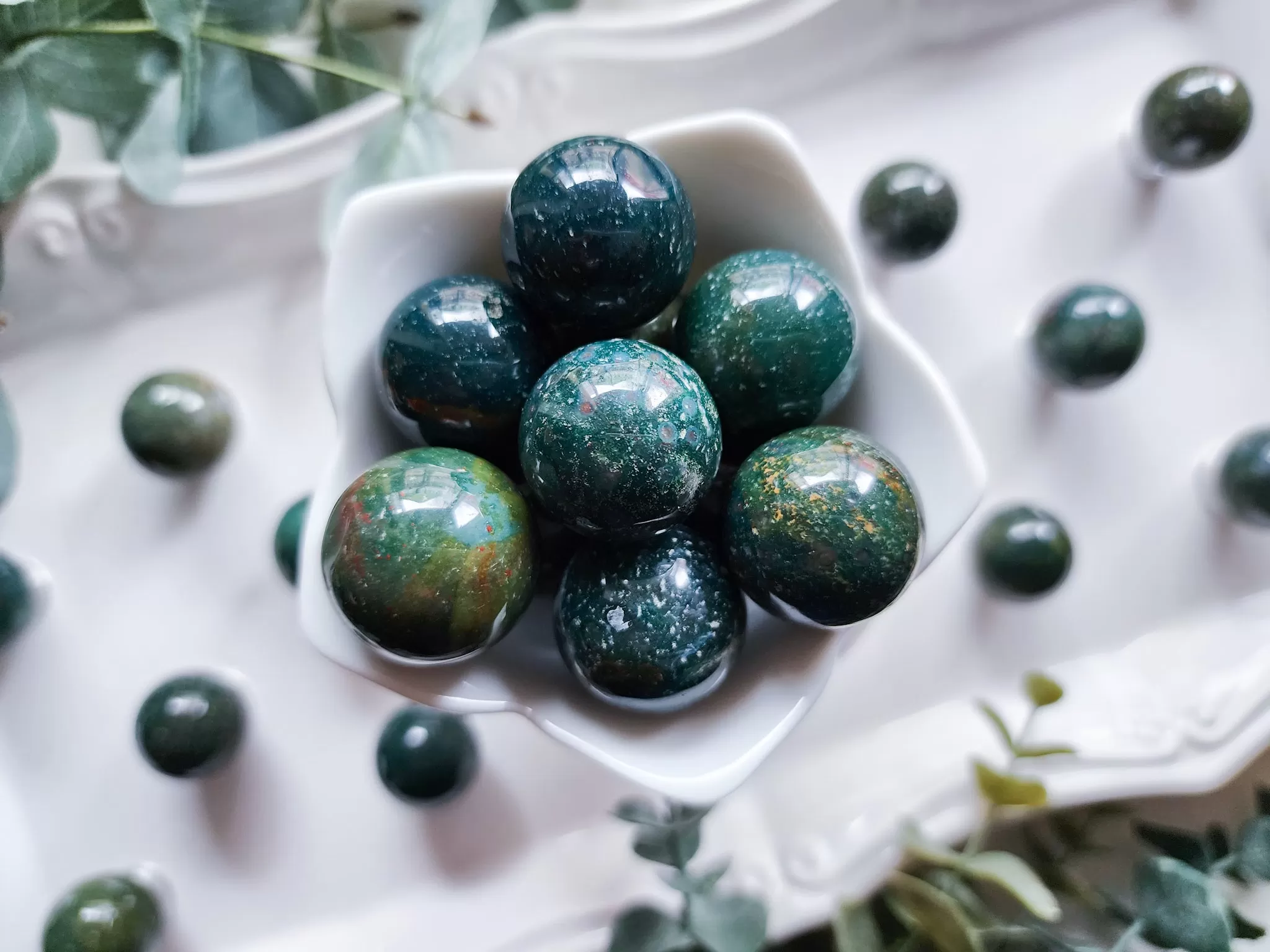 Bloodstone Sphere || Marble || India