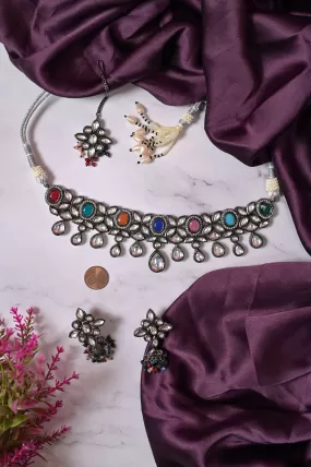 Boho Style Silver Kundan Choker with Maang Tika