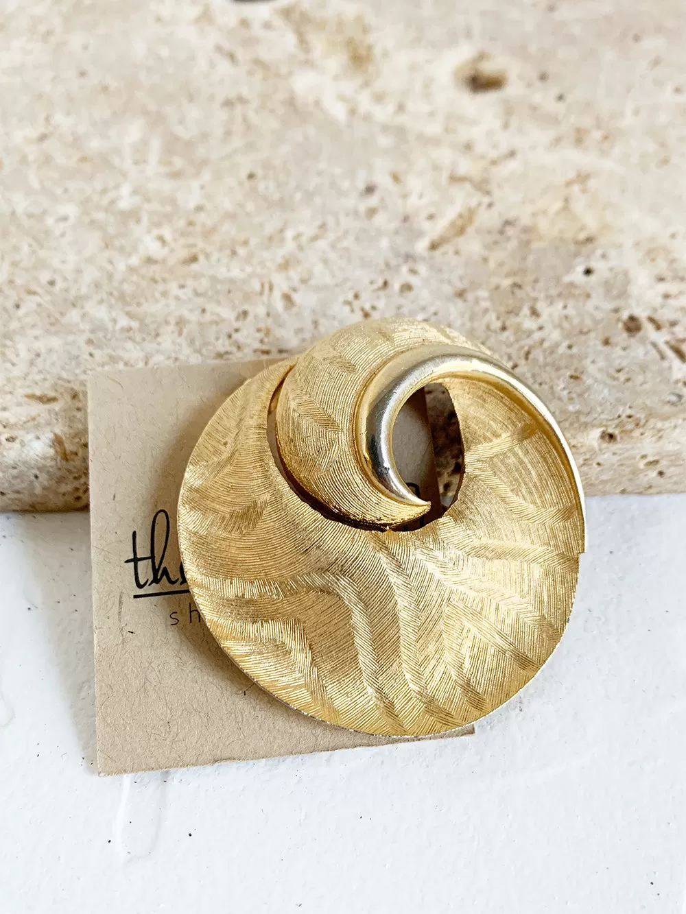 Brushed Texture Brass Shell Pin