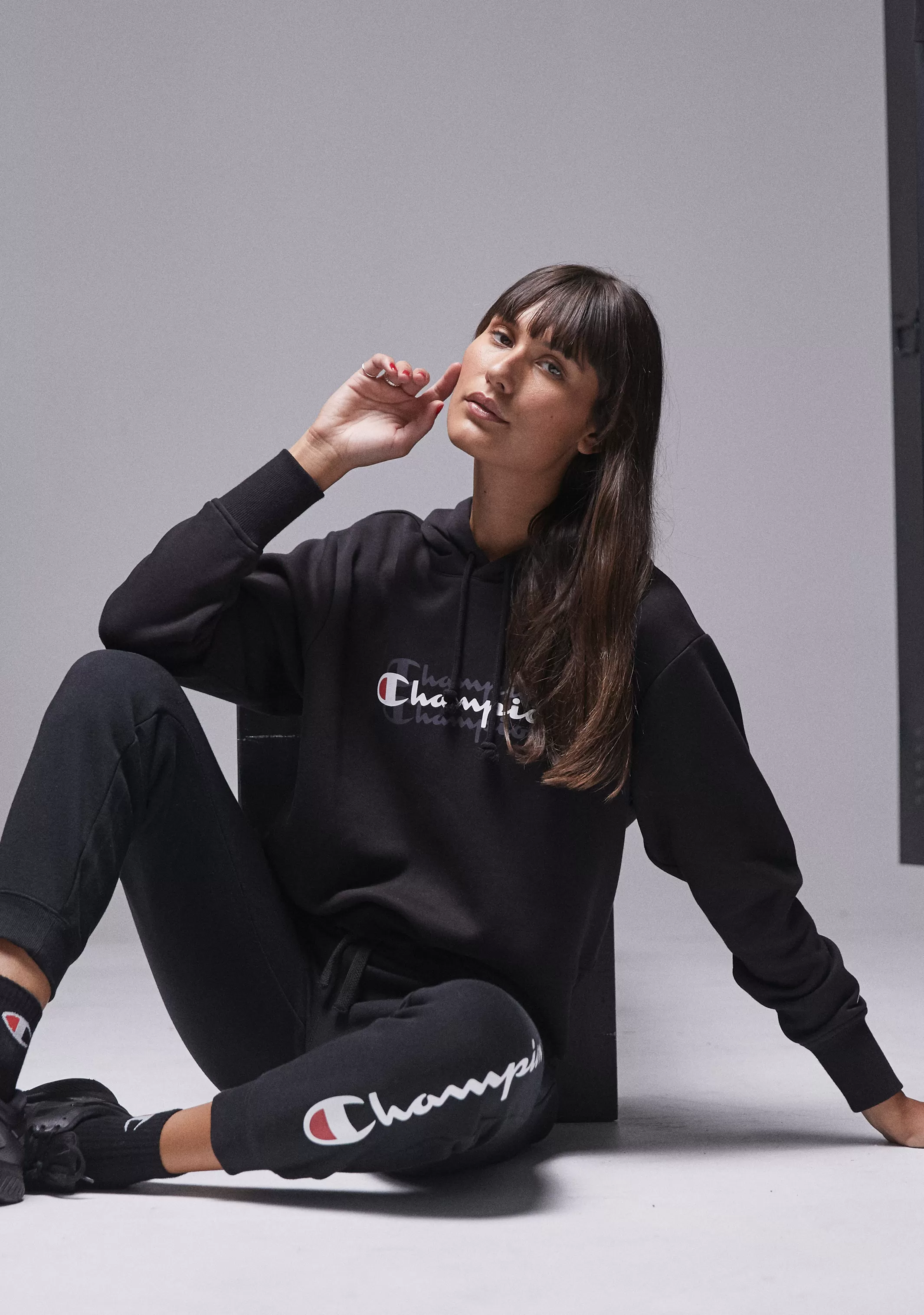 Champion Womens Sporty Graphic Hoodie <br> CTMWN 4Y5