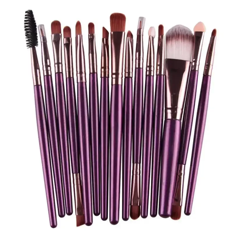 ’Chic Glamour Brushes: Professional Makeup Kit’