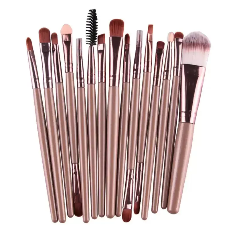 ’Chic Glamour Brushes: Professional Makeup Kit’