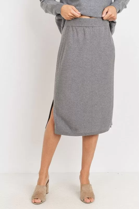 Chic Sweater Pencil Skirt in Gray