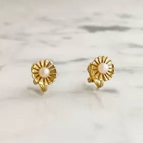 GALLAGHER gold flower clip earrings