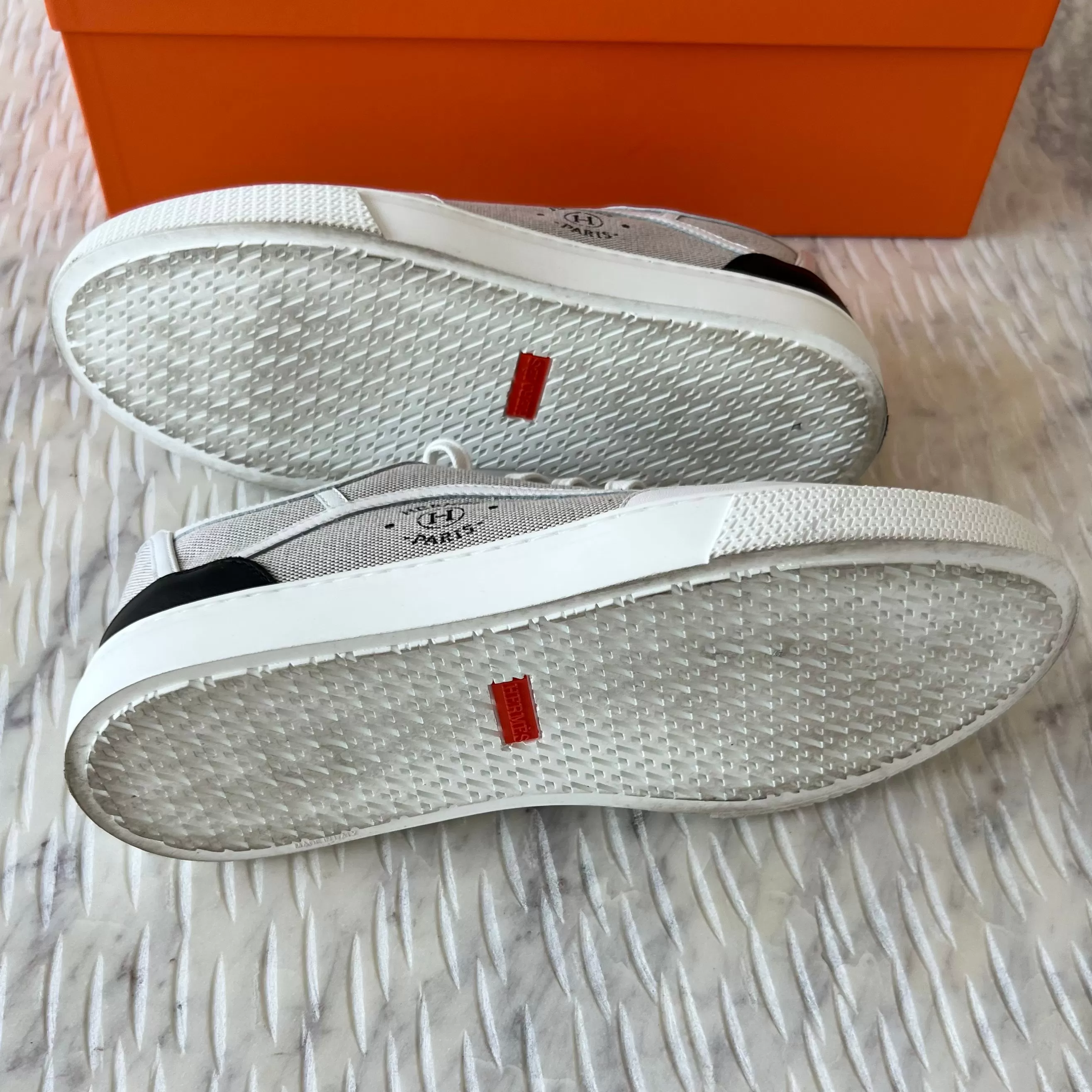 Hermes Get Sneakers