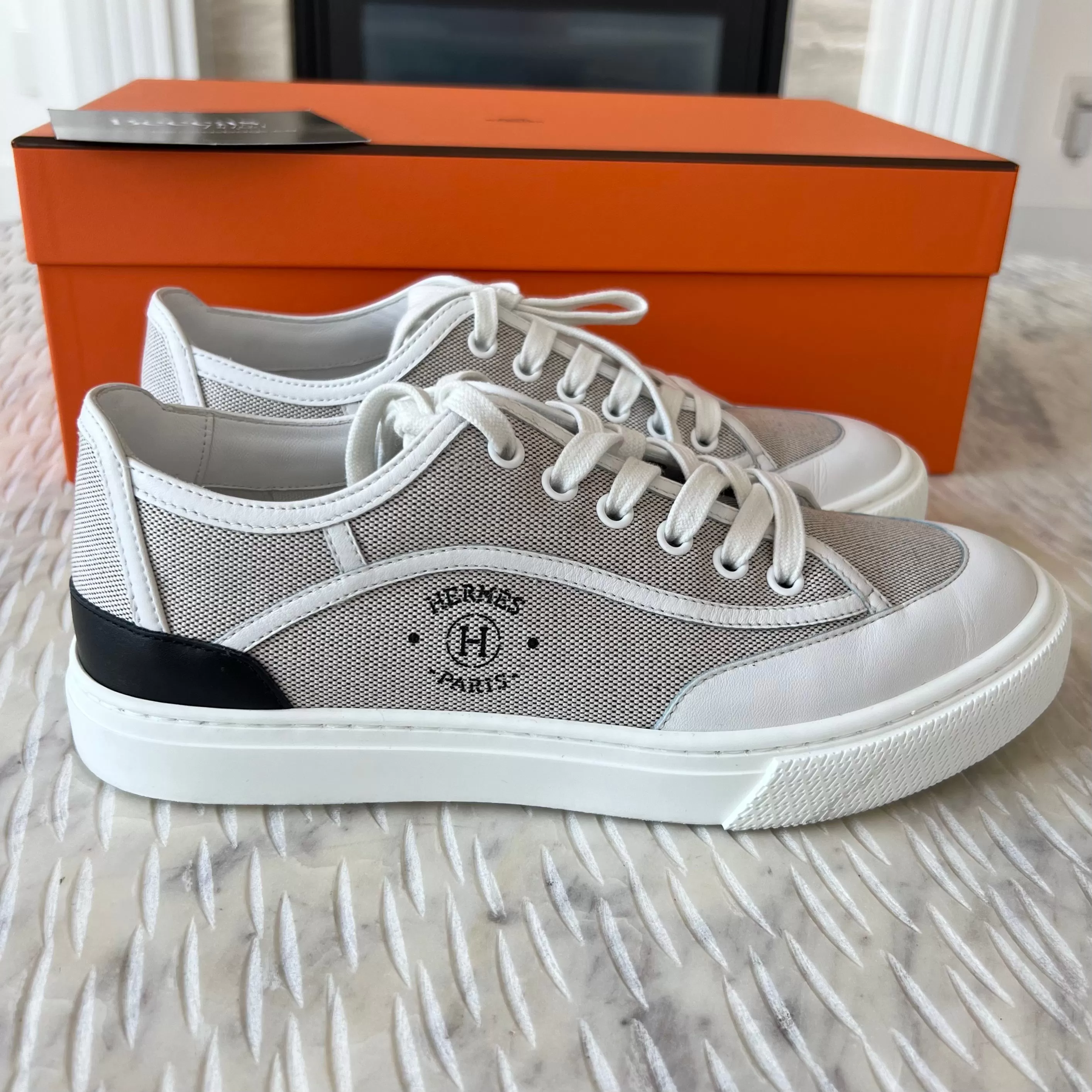 Hermes Get Sneakers