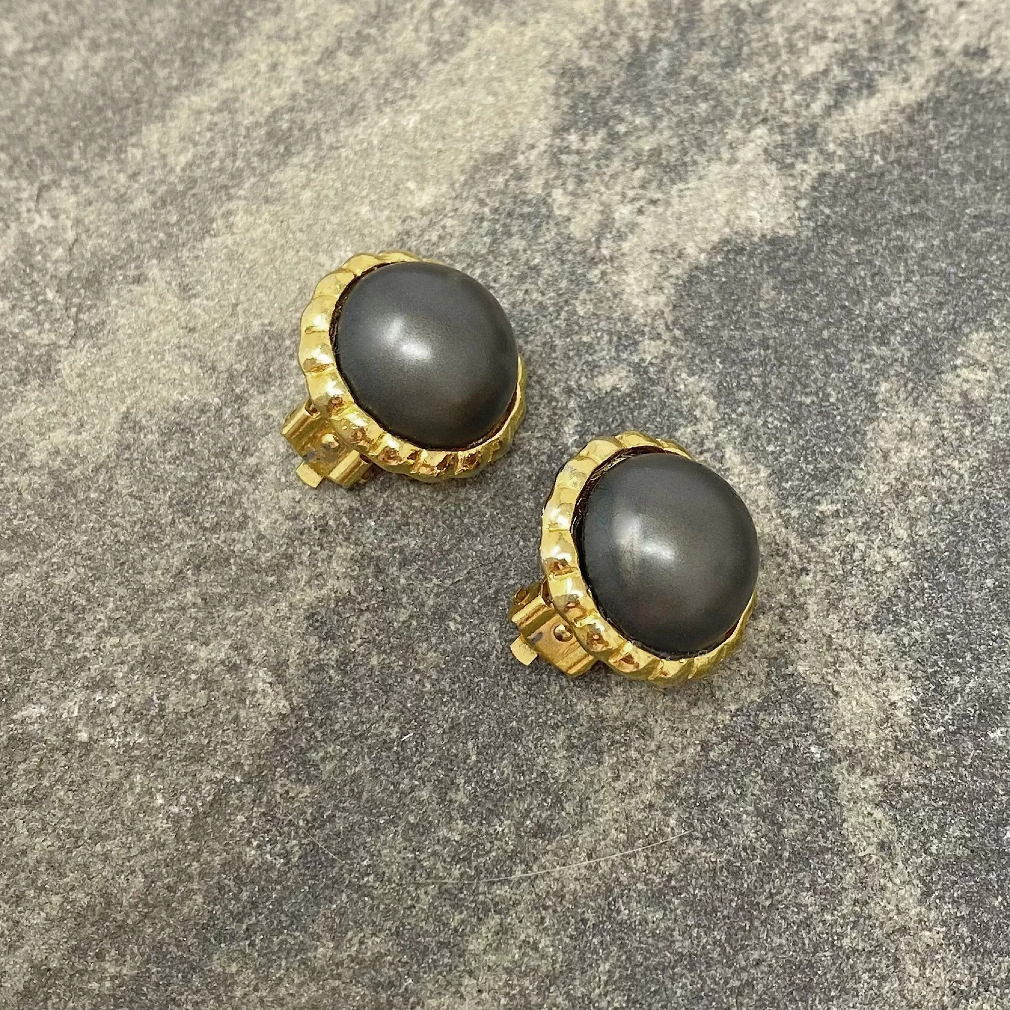 IVERSON vintage taupe clip earrings