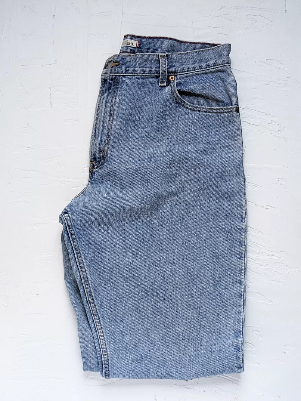 LEVIS 550s Medium Light Wash