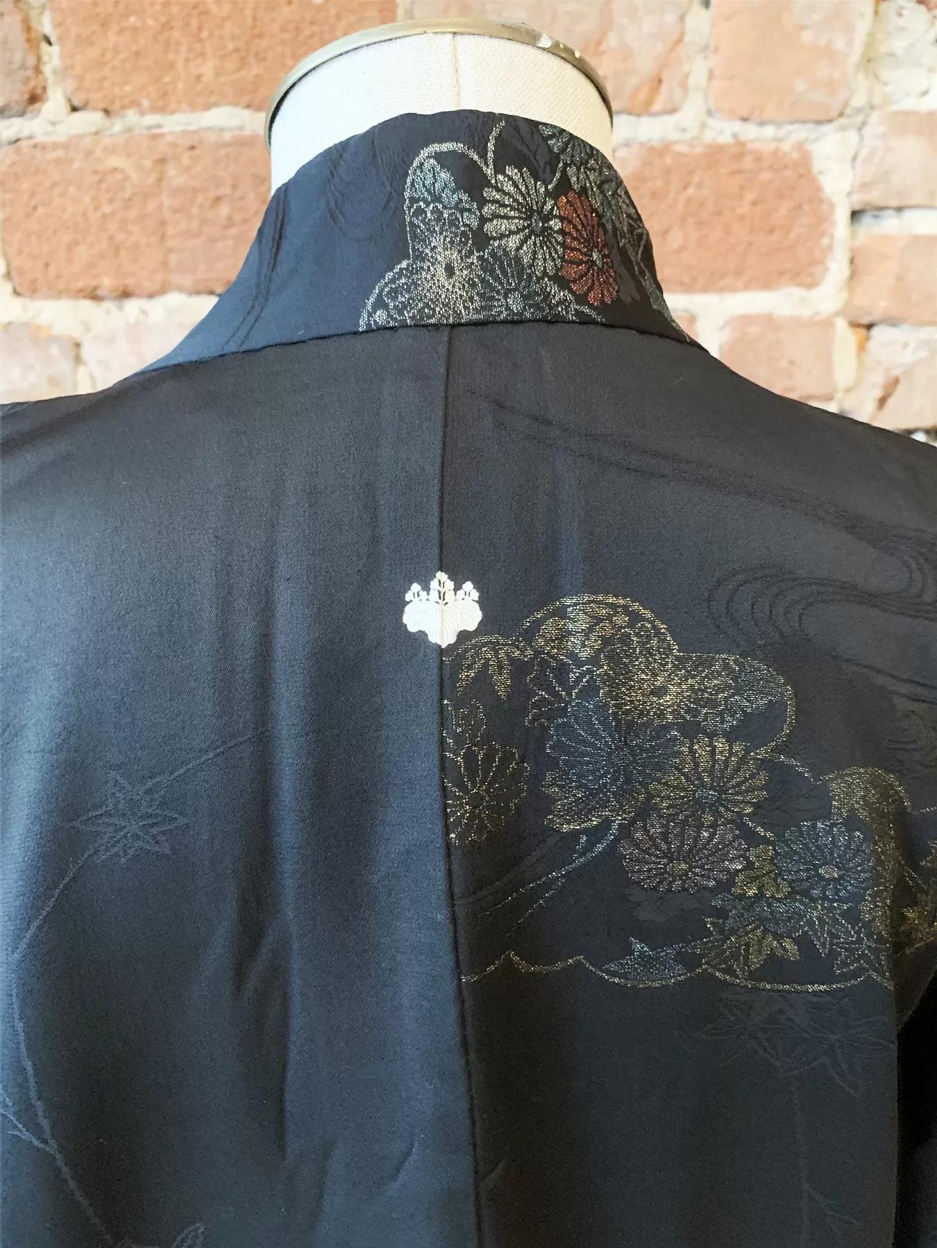 New Arrival ! Vintage Haori/Kimono Black Floral 1950s