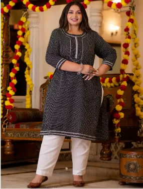 Plus Size Black White Side Slit Straight Kurti