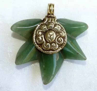 Strength and Endurance Chinese Jade Maple Leaf Pendant (P653)